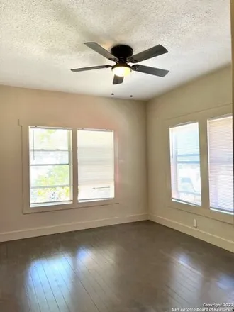 Image 7 - 1920 West Mulberry Avenue, San Antonio, TX 78201, USA - House for rent