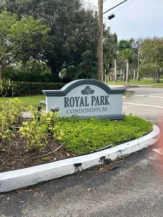 Buy this 1 bed condo on Royal Park Drive in Royal Palm Isles, Broward County