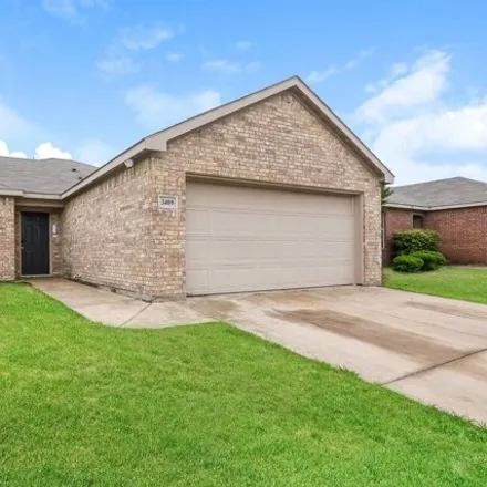 Rent this 3 bed house on 3409 Michelle Ridge Drive in Fort Worth, TX 76133