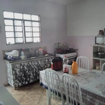 Buy this 3 bed house on Rua Américo Benuzzo in Centro, Sumaré - SP