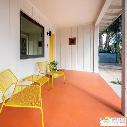 Image 3 - 517 South Calle Encilia, Palm Springs, CA 92264, USA - House for sale