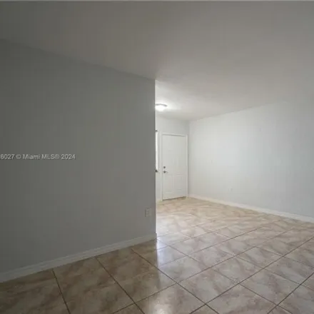 Image 5 - 2195 Bay Dr Apt 2, Miami Beach, Florida, 33141 - Condo for rent