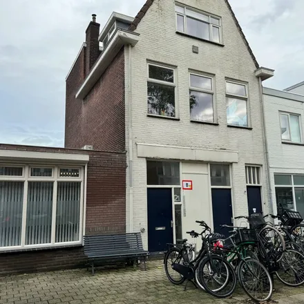 Rent this 1 bed apartment on Johannes Uitenbogaertstraat 21B in 3553 VM Utrecht, Netherlands