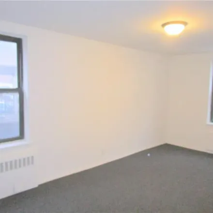 Image 3 - 4315 Webster Avenue, New York, NY 10470, USA - Apartment for rent
