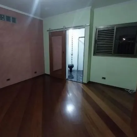 Rent this 3 bed apartment on Rua Buriti in Vila Linda, Santo André - SP