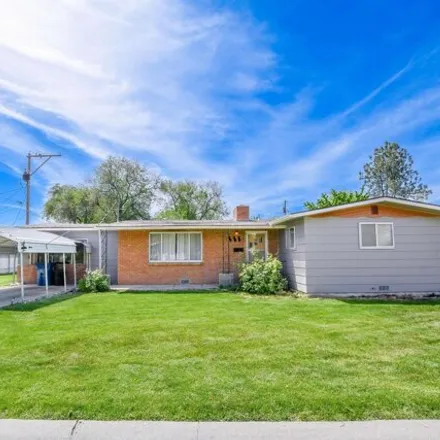 Buy this 3 bed house on 137 Owyhee Avenue in Nampa, ID 83651