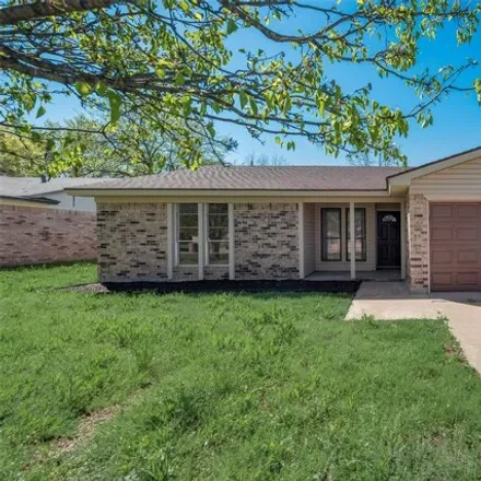 Buy this 3 bed house on 1122 Augusta Road in Benbrook, TX 76126