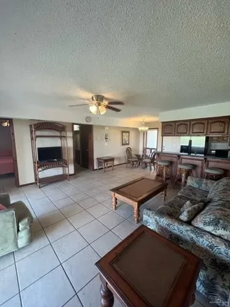 Image 3 - 208 West Saturn Lane, South Padre Island, Cameron County, TX 78597, USA - Loft for sale
