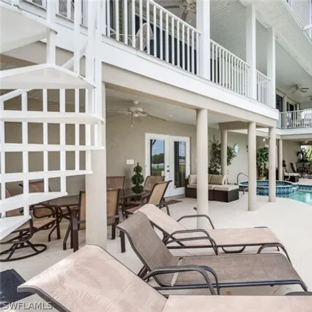 Image 8 - 21101 Indian Bayou Drive, Fort Myers Beach, Lee County, FL 33931, USA - House for sale