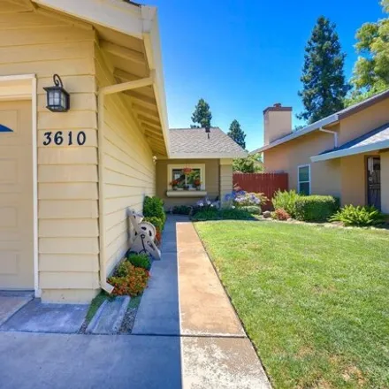 Image 4 - 3610 Rio Pacifica Way, Sacramento, California, 95834 - House for sale