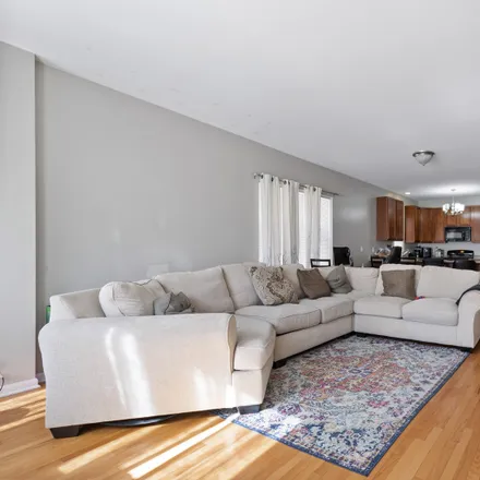 Image 3 - Beat 2515, 5226 West Galewood Avenue, Chicago, IL 60639, USA - Duplex for sale