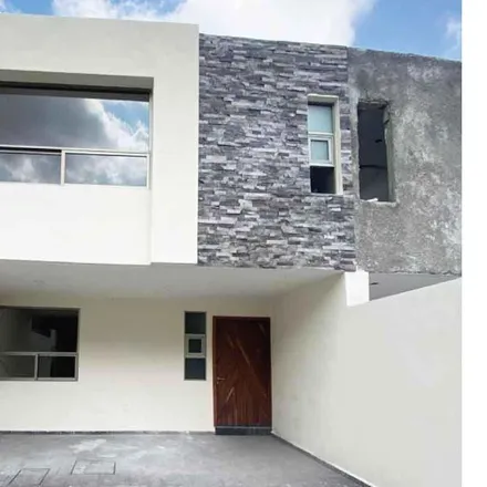 Buy this studio house on Calle Mezquite in 58254 Morelia, MIC