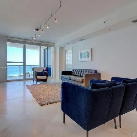 Image 5 - 3800 Collins Avenue, Miami Beach, FL 33140, USA - Apartment for rent
