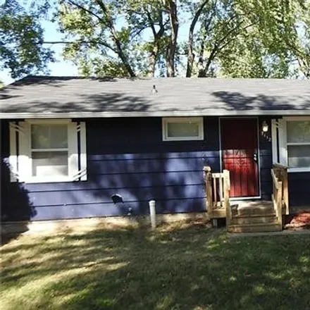 Buy this 3 bed house on 7112 East 104th Street in Kansas City, MO 64134