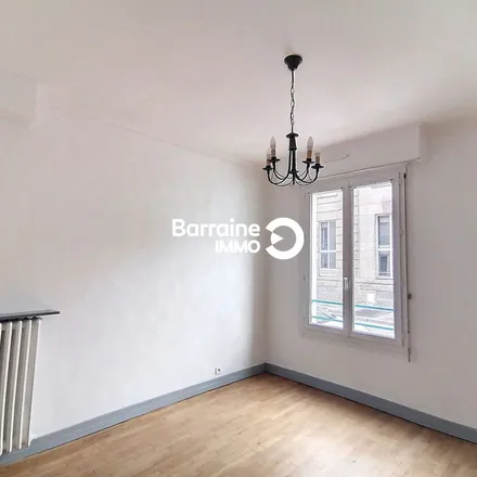Rent this 3 bed apartment on 22 Rue du Couëdic in 56100 Lorient, France