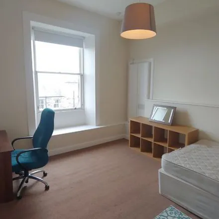 Rent this 5 bed apartment on Enterprise Car Club in East Claremont Street, City of Edinburgh