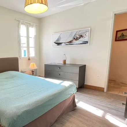 Rent this 3 bed house on Saint Clément des Baleines in 59 Rue de la Mairie, 17590 Le Gillieux