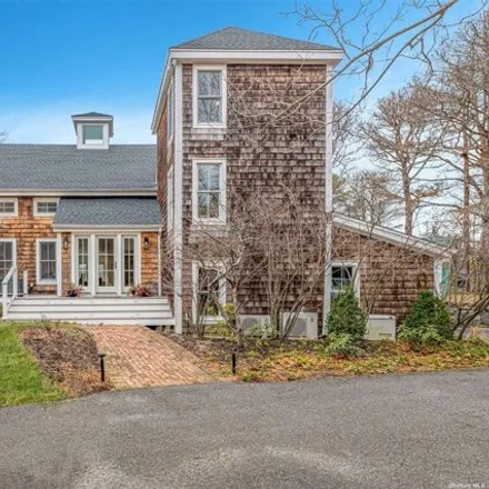 Rent this 5 bed house on 91 Porter Road in Shinnecock Hills, Suffolk County