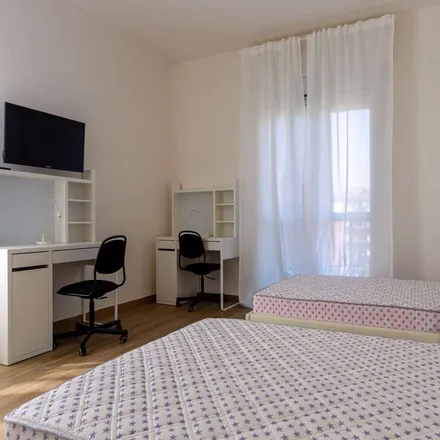 Image 5 - Viale San Gimignano, 20147 Milan MI, Italy - Room for rent