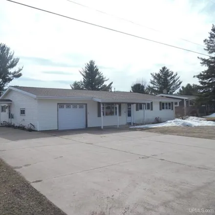 Buy this 5 bed house on 1604 Atlantic Street in Hancock, Houghton County