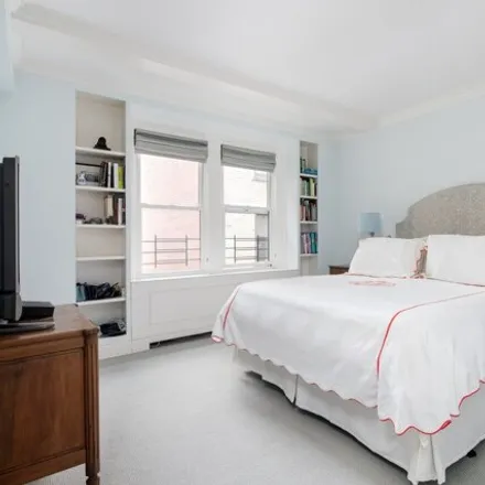Image 6 - 70 East 96th Street, New York, NY 10128, USA - Apartment for sale