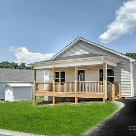Buy this 3 bed house on Patriot Place in Madison County, NC