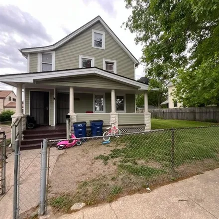 Buy this studio house on 1946 West 59th Place in Cleveland, OH 44102