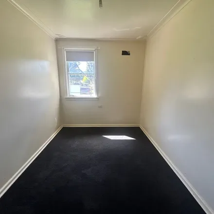 Rent this 4 bed apartment on 8 Glenelg Road in West Armidale NSW 2350, Australia
