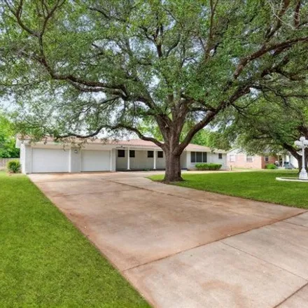 Image 6 - Irma Marsh Middle School, 415 Hagg Drive, Fort Worth, TX 76114, USA - House for sale