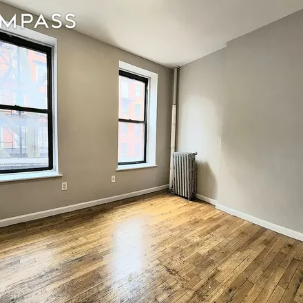 Image 3 - 431 East 9th Street, New York, NY 10009, USA - Apartment for rent
