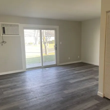Rent this 1 bed apartment on 146 South 3rd Avenue in Mendota, IL 61342