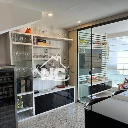 Buy this 4 bed apartment on Rua Amapá in São Francisco, Niterói - RJ