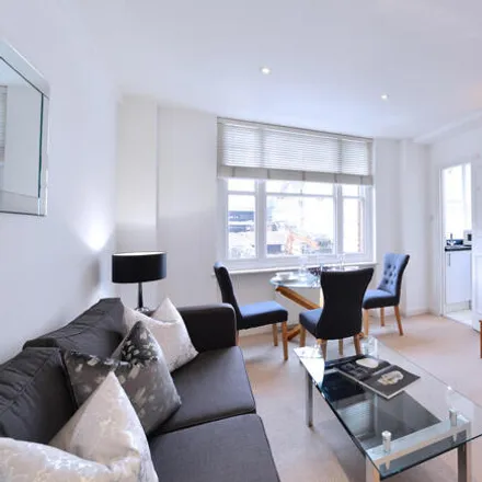 Image 1 - Hill Street, London, London, W1j - Room for rent
