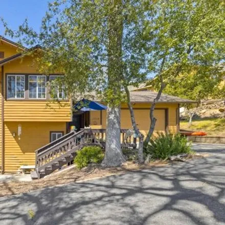 Buy this 3 bed house on 12968 Beckwith Circle in Quail Hollow, Tuolumne County