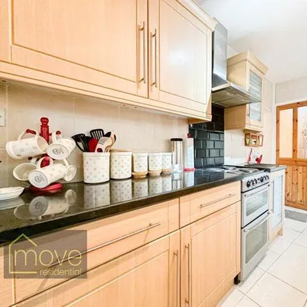 Image 7 - Vale Road, Liverpool, L25 7RX, United Kingdom - Townhouse for sale