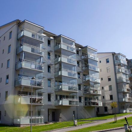 Rent this 3 bed apartment on Grovaliden in 511 54 Kinna, Sweden