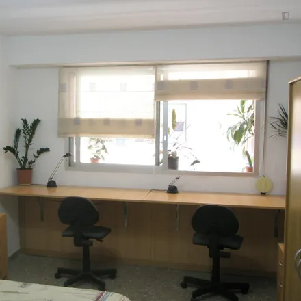 Image 2 - Neural, Carrer de Guillem de Castro, 46008 Valencia, Spain - Room for rent