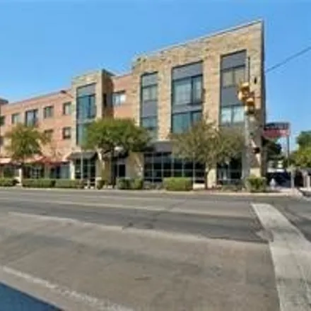 Rent this 2 bed condo on 611 West 31st Street in Austin, TX 78705