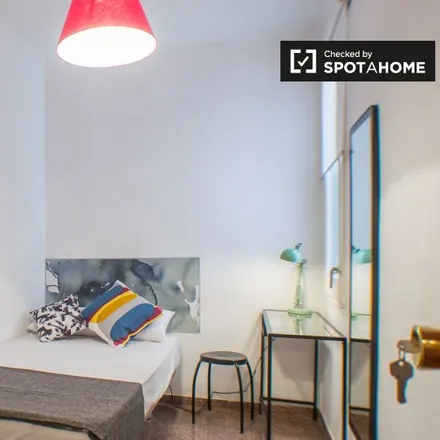 Rent this 5 bed room on Carrer de Santa Perpètua in 18, 08012 Barcelona
