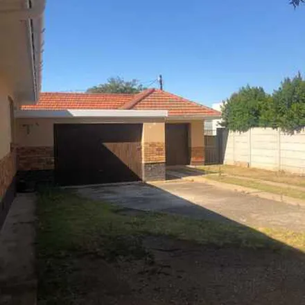 Rent this 4 bed apartment on Parliament Street in Central, Gqeberha
