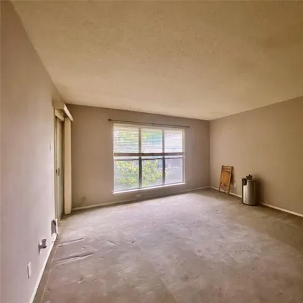 Buy this 1 bed condo on Pilot Institute for the Deaf in Cedar Springs Road, Dallas
