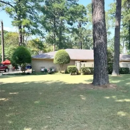Buy this 3 bed house on 5449 South Lakeshore Drive in Shreveport, LA 71109