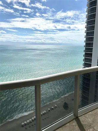 Image 1 - Trump Tower 2, 15911 Collins Avenue, Sunny Isles Beach, FL 33160, USA - Condo for rent