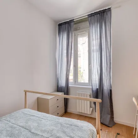 Rent this 3 bed apartment on 12 Place Vanhoenacker in 59024 Lille, France