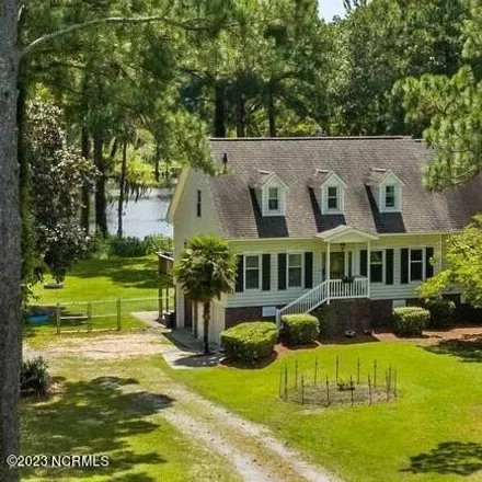 Buy this 4 bed house on 170 Sandpiper Court in River Bend, Craven County