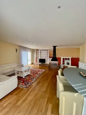 Rent this 4 bed apartment on Ter Korbeke in Oudebaan 106, 3360 Korbeek-Lo