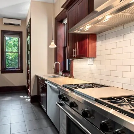 Image 4 - 144 West 119th Street, New York, NY 10026, USA - House for sale