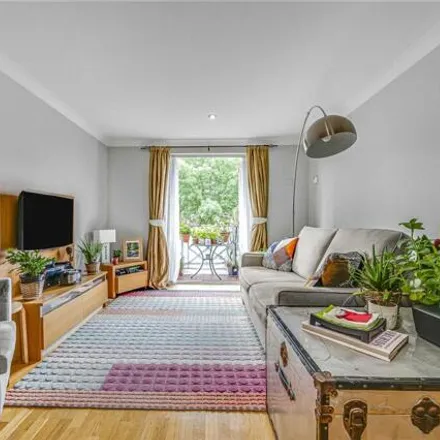 Buy this 1 bed apartment on 171 Seagrave Road in London, SW6 1RP