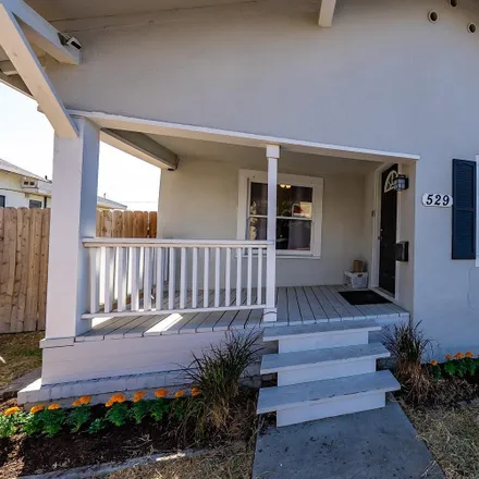 Buy this 3 bed house on Kart Transfer Center in West 7th Street, Hanford