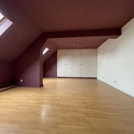 Rent this 4 bed apartment on Kerkstraat 21 in 9200 Dendermonde, Belgium